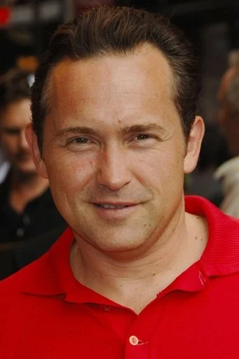 Chân dung Casey Siemaszko