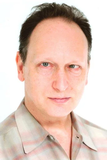 Chân dung Paul Lazar