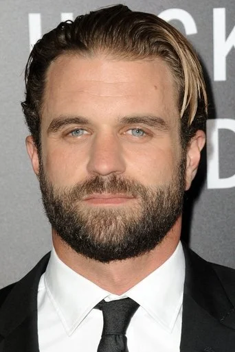 Chân dung Milo Gibson