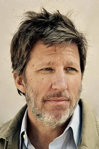 Chân dung Robert Peters