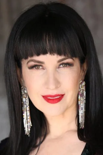 Chân dung Grey DeLisle