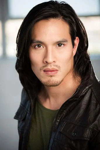 Chân dung Desmond Chiam