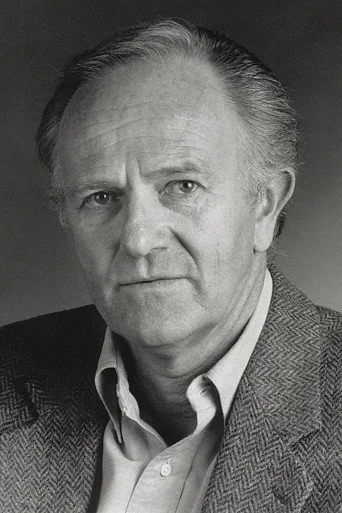Chân dung Josef Sommer