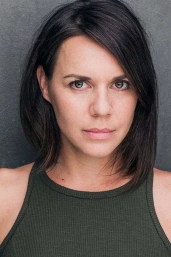 Chân dung Kasey Buckley