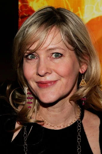 Chân dung Linda Larkin