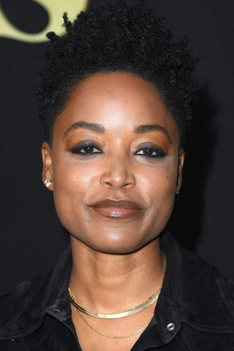 Chân dung Ayesha Harris