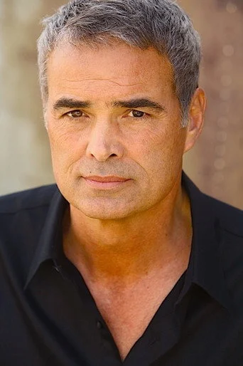 Chân dung Mark Brandon