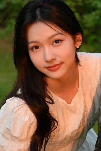 Chân dung Chen Luying