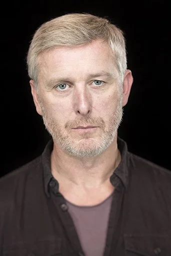 Chân dung Stuart Graham
