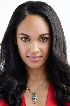 Chân dung Cynthia Addai-Robinson
