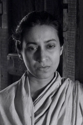 Chân dung Karuna Banerjee