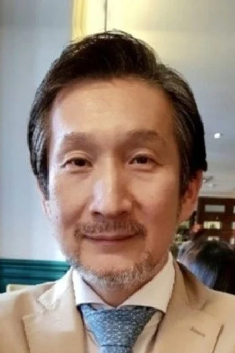 Chân dung Kim Sang-Wook