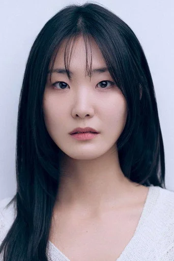 Chân dung Kim Ye-ji