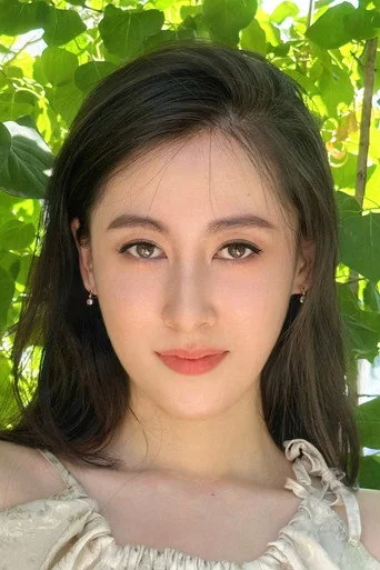 Chân dung Luo Yan