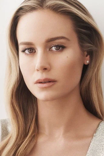 Chân dung Brie Larson