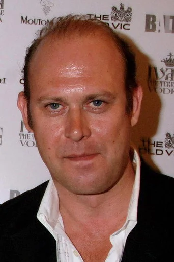 Chân dung Andrew Woodall