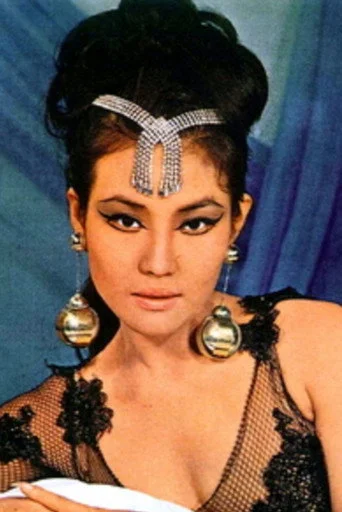 Chân dung Angela Yu Chien