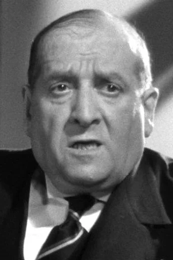 Chân dung Armand Lurville