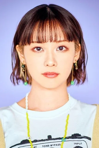 Chân dung Tomori Kusunoki