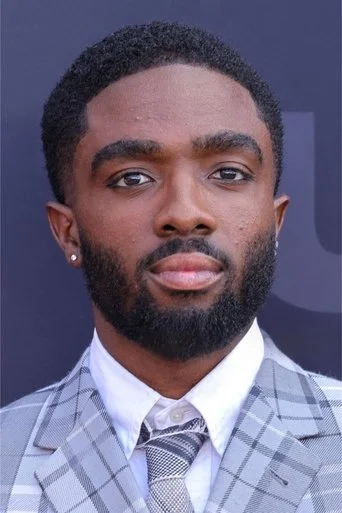 Chân dung Caleb McLaughlin