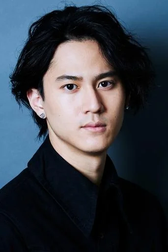 Chân dung Shunsuke Takeuchi