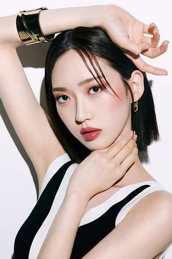 Chân dung Han Ji-hyeon
