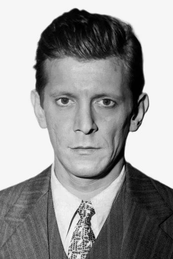 Chân dung Joe Turkel