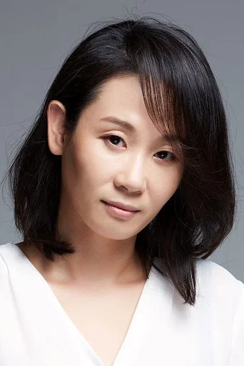 Chân dung Kim Sun-young