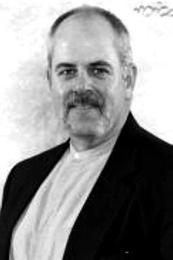 Chân dung Chris Fry