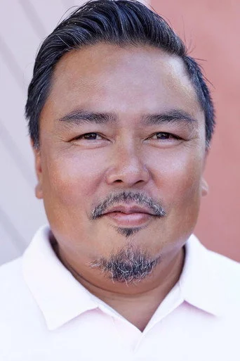 Chân dung Derek Basco