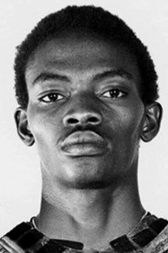 Chân dung Bolaji Badejo