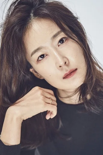 Chân dung Kim Hye-hwa