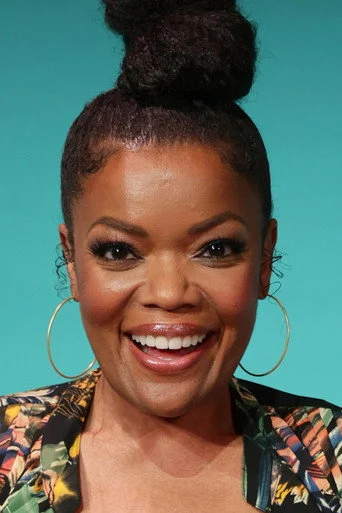 Chân dung Yvette Nicole Brown