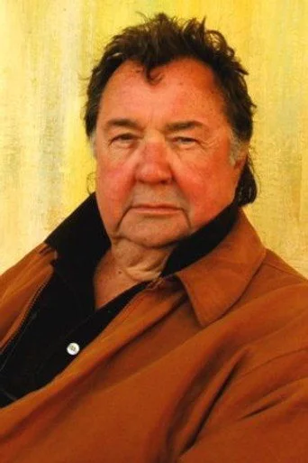 Chân dung Dan Albright