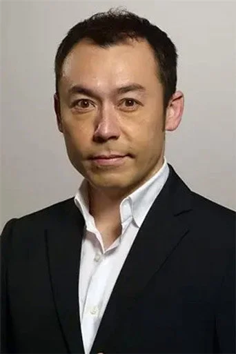 Chân dung Simon Lui Yu-Yeung