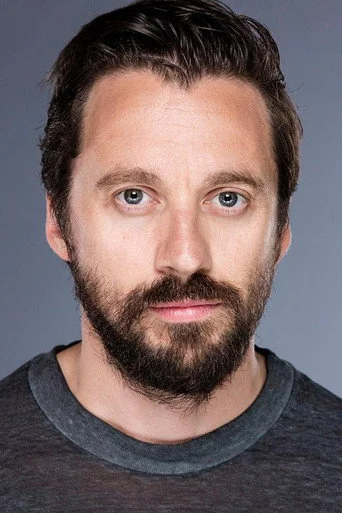 Chân dung Richard Pyros