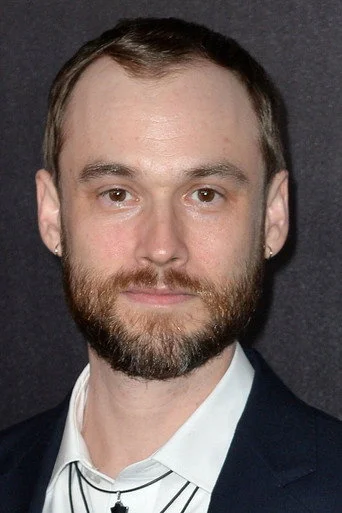 Chân dung Tobias Segal