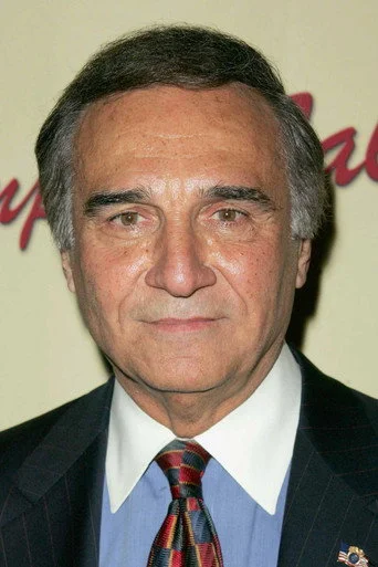 Chân dung Tony Lo Bianco