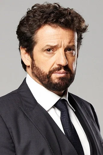 Chân dung Louis Ferreira