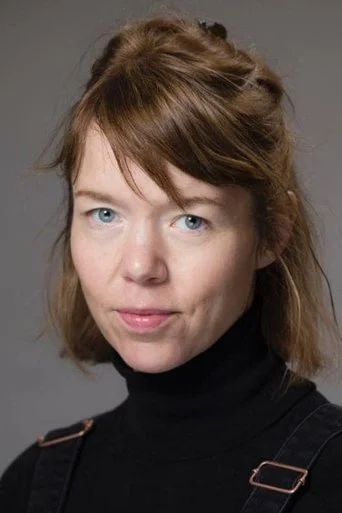 Chân dung Anna Maxwell Martin