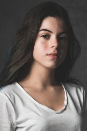 Chân dung Elif Sevinç