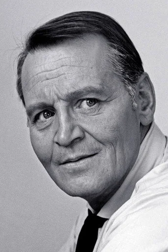 Chân dung Wolfgang Büttner