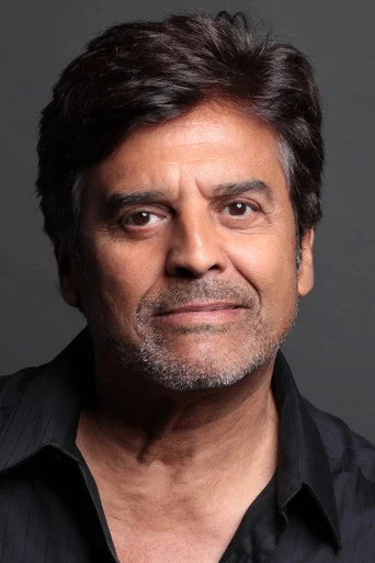 Chân dung Erik Estrada