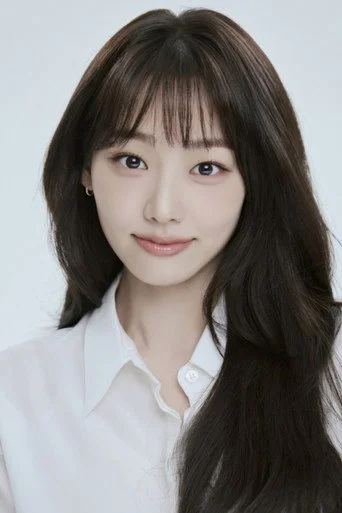 Chân dung Kang Mi-na