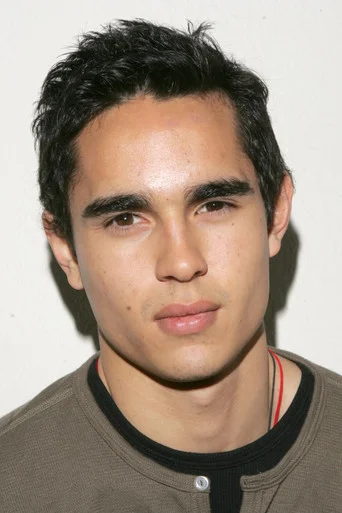 Chân dung Max Minghella