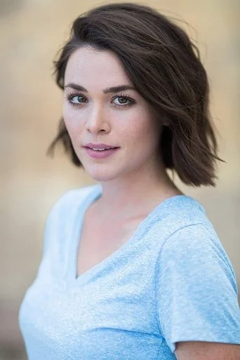Chân dung Amanda Joy Erickson