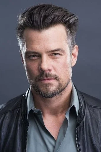 Chân dung Josh Duhamel