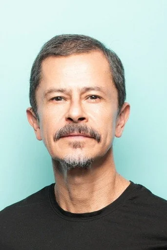 Chân dung Gustavo Sánchez Parra