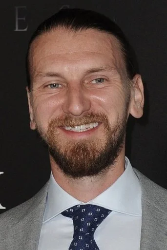Chân dung Bill Tangradi