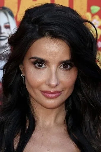 Chân dung Mikaela Hoover
